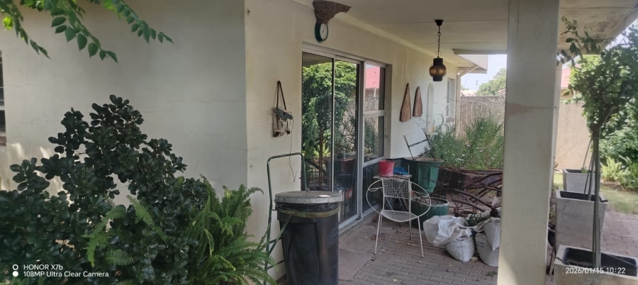 3 Bedroom Property for Sale in Kroonheuwel Free State